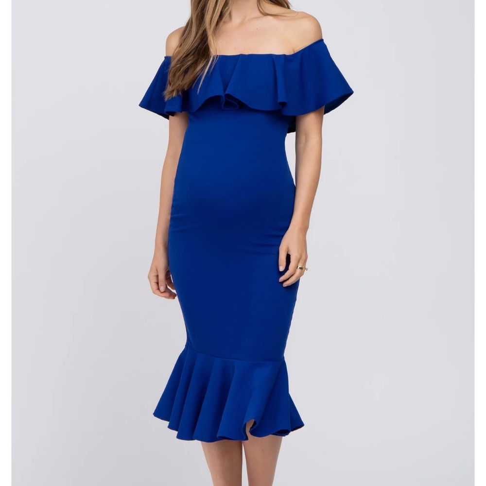 Off shoulder mermaid style dress